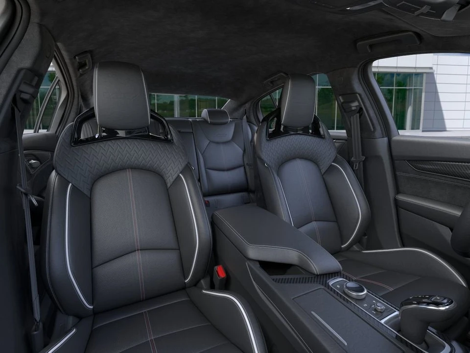 2026 Cadillac CT5-V Blackwing - Image 16 of 31