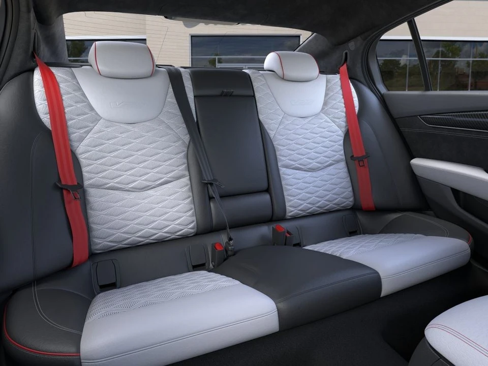 2026 Cadillac CT5-V Blackwing - Image 17 of 31