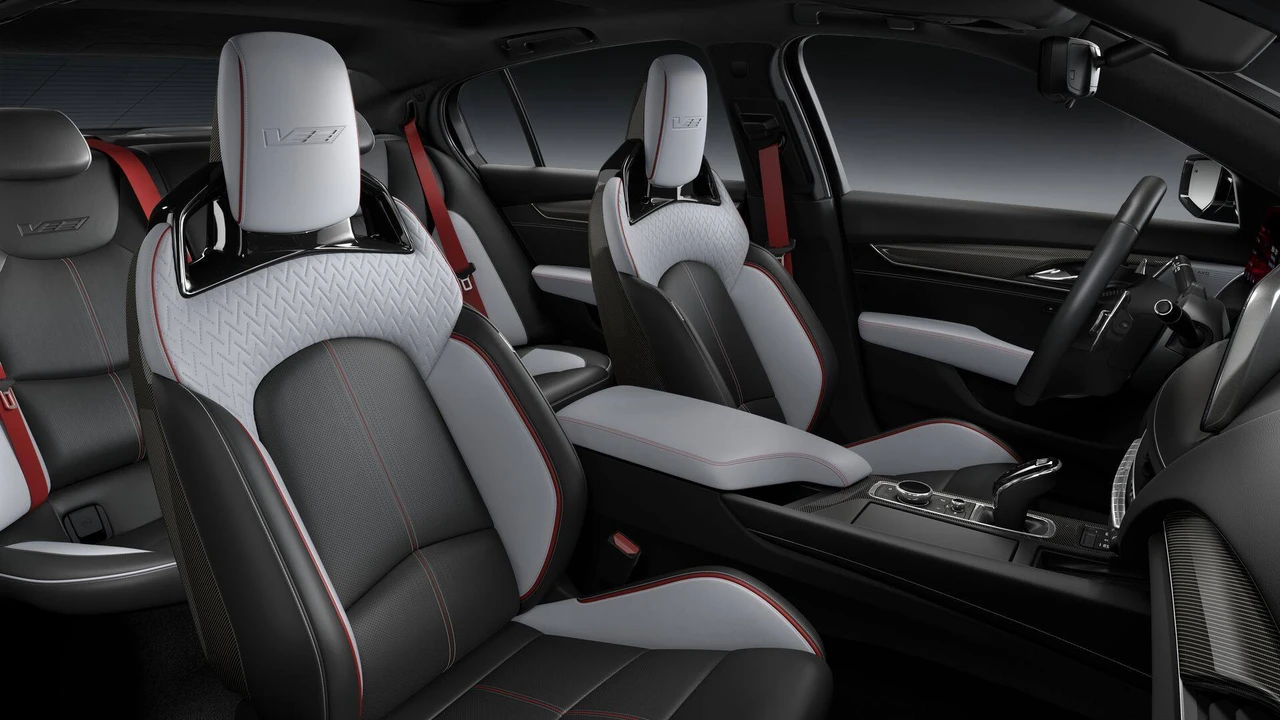 2026 Cadillac CT5-V Blackwing - Image 9 of 11