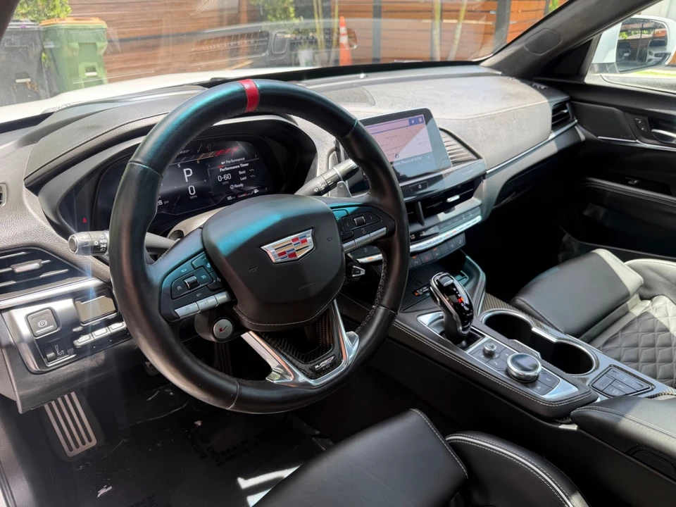2026 Cadillac CT4-V Blackwing - Image 23 of 31