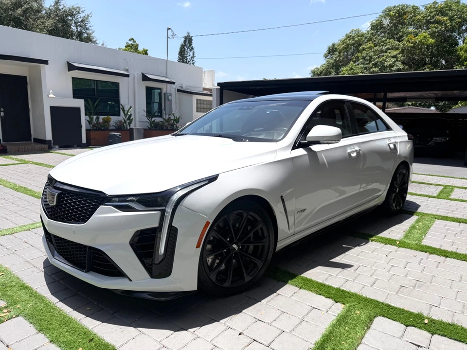 2026 Cadillac CT4-V Blackwing - Image 7 of 31