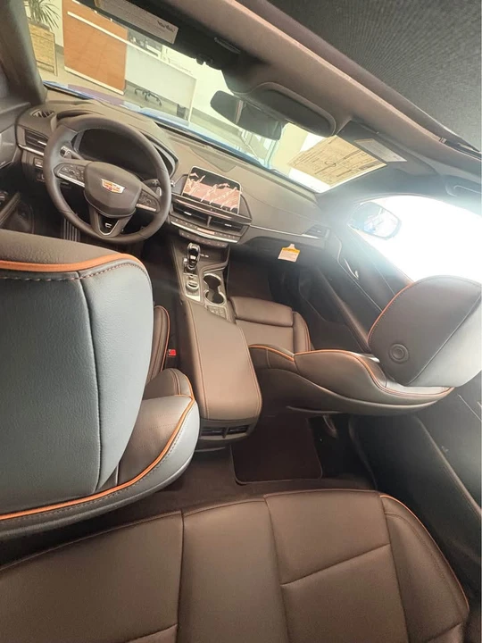 2026 Cadillac CT4-V - Image 5 of 6