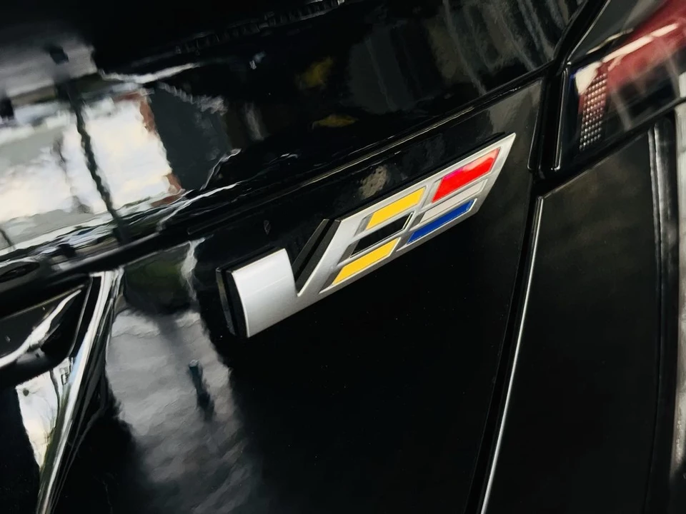 2026 Cadillac CT5-V - Image 12 of 31