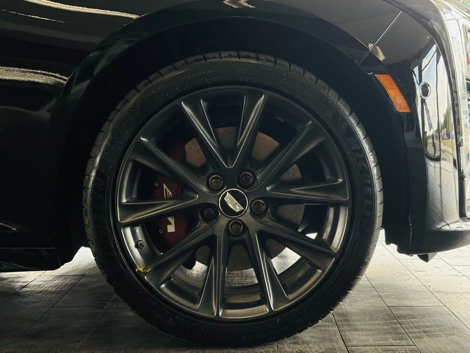 2026 Cadillac CT5-V - Image 26 of 31