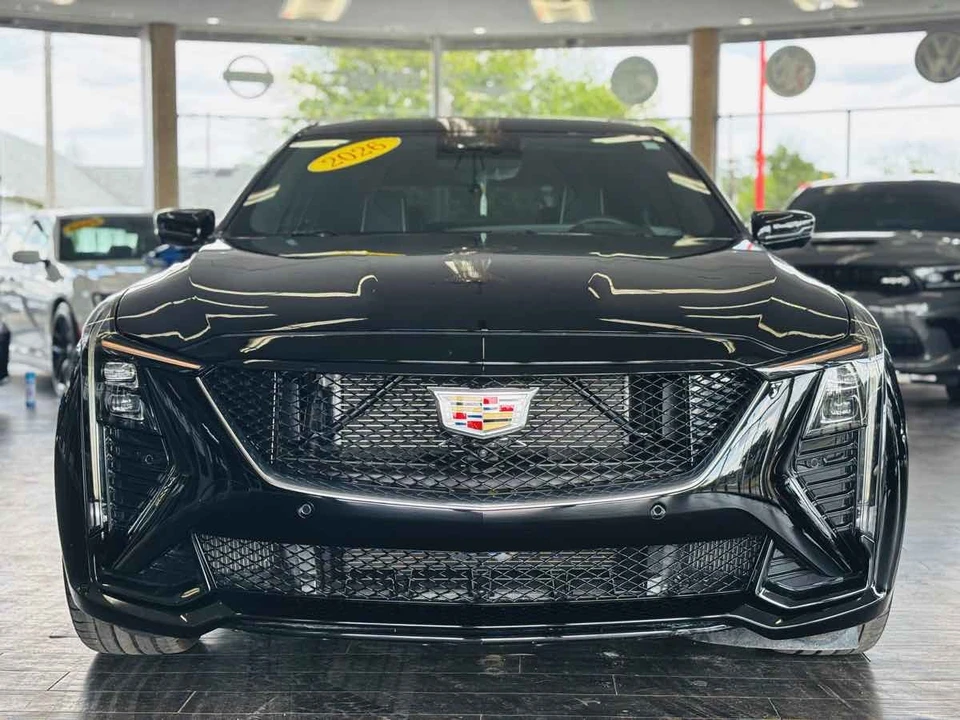 2026 Cadillac CT5-V - Image 20 of 31