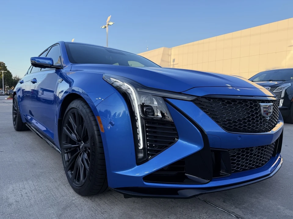 2026 Cadillac CT5-V Blackwing - Image 15 of 21