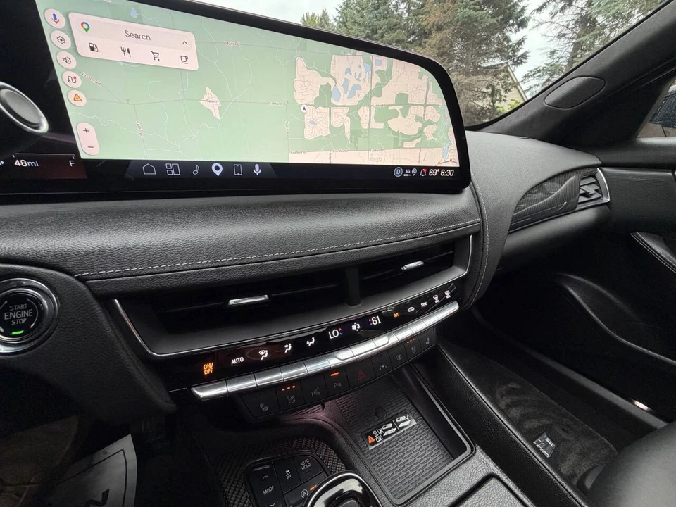 2026 Cadillac CT5-V - Image 21 of 27