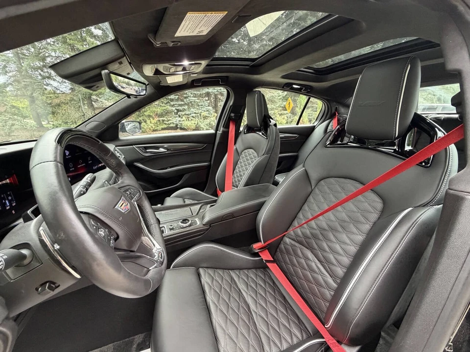 2026 Cadillac CT5-V - Image 18 of 27