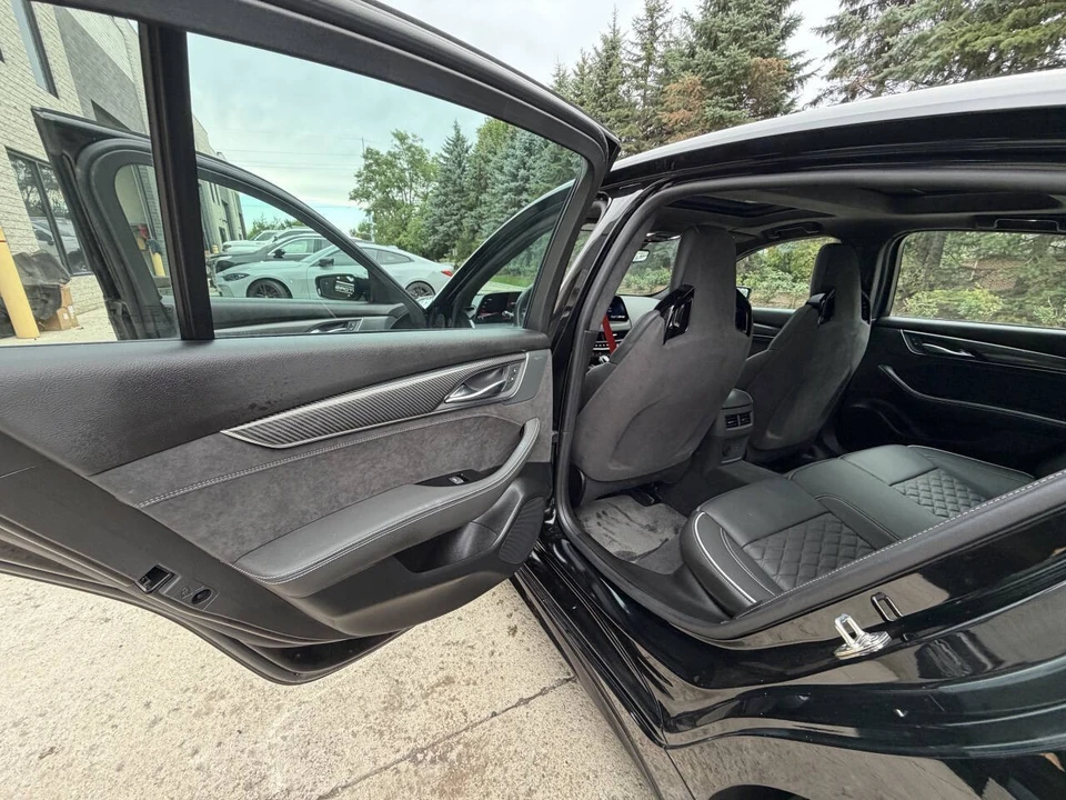 2026 Cadillac CT5-V - Image 24 of 27