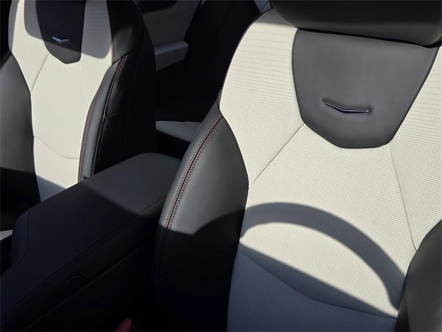 2026 Cadillac CT5-V - Image 16 of 21