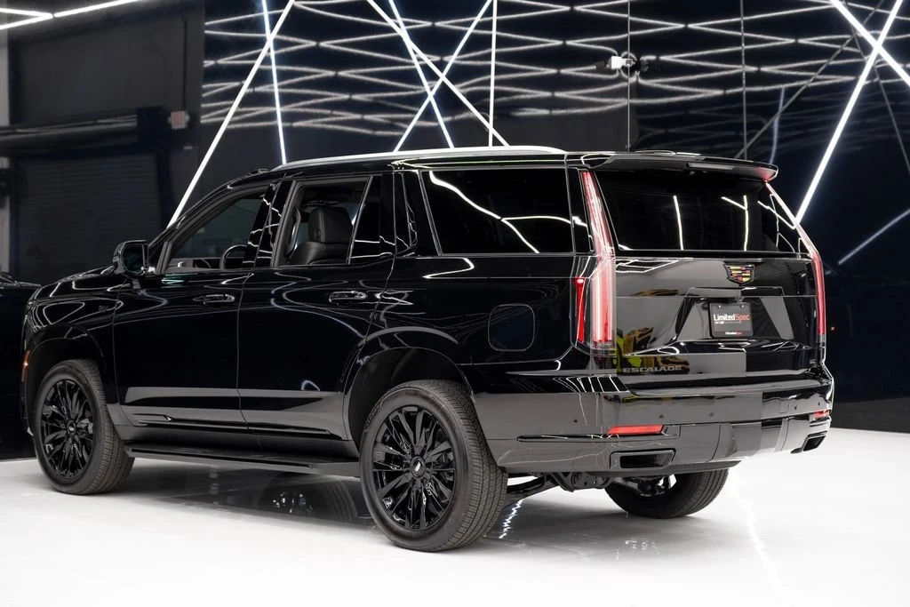 2026 Cadillac Escalade 5th Gen - Image 12 of 21