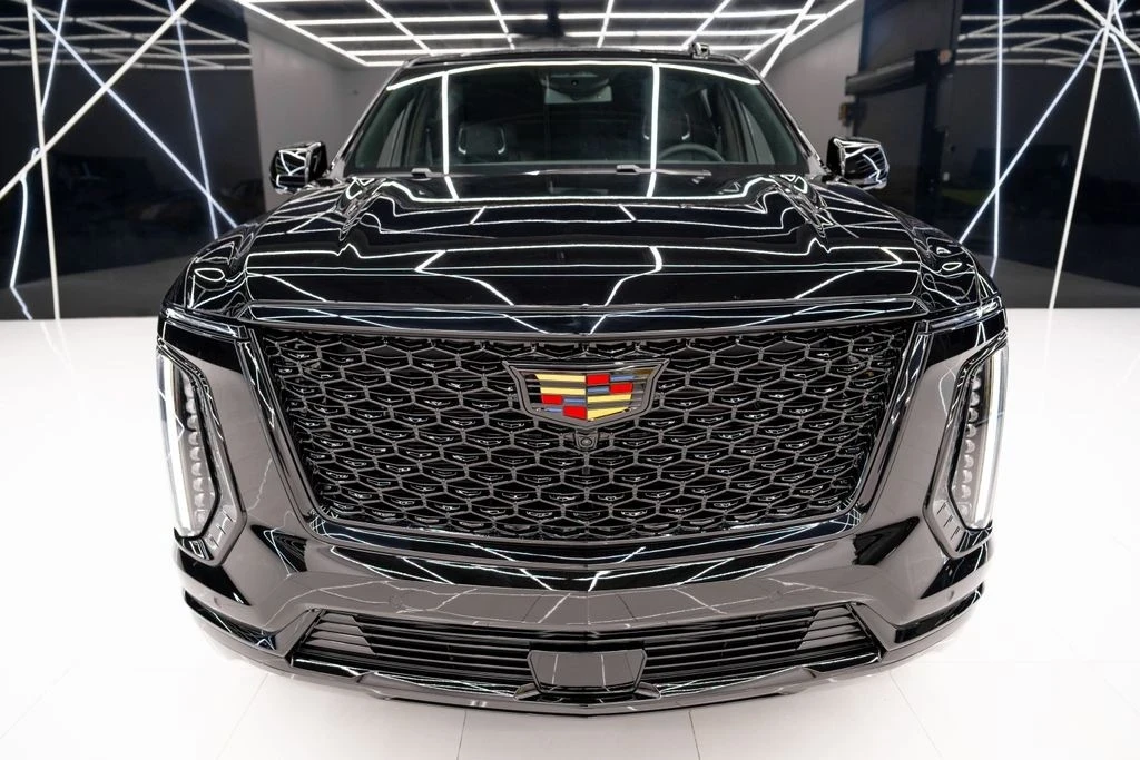 2026 Cadillac Escalade 5th Gen - Image 2 of 21