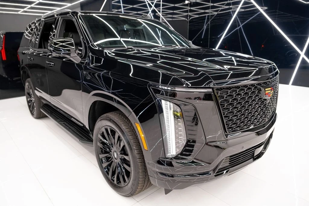 2026 Cadillac Escalade 5th Gen - Image 6 of 21