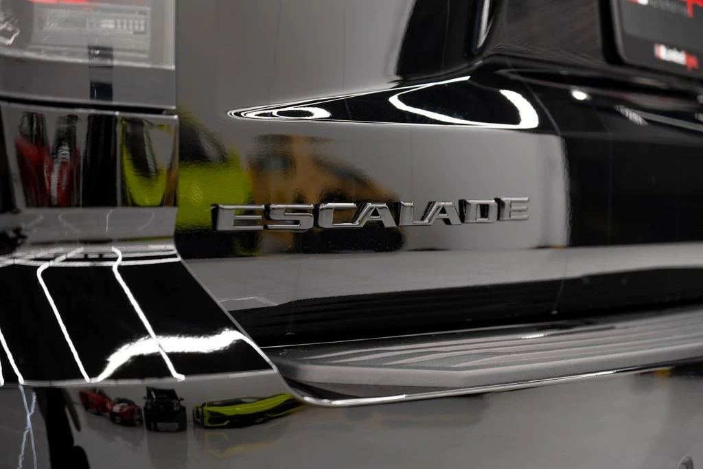 2026 Cadillac Escalade 5th Gen - Image 11 of 21