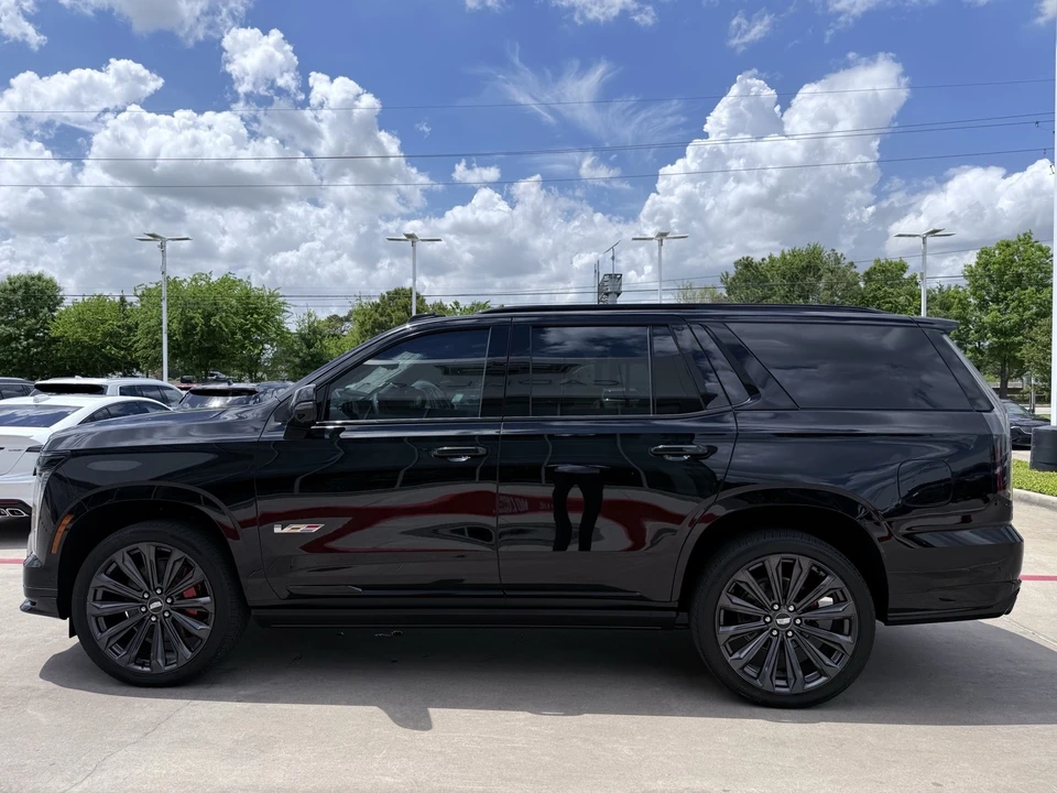 2026 Cadillac Escalade-V 5th Gen - Image 11 of 21