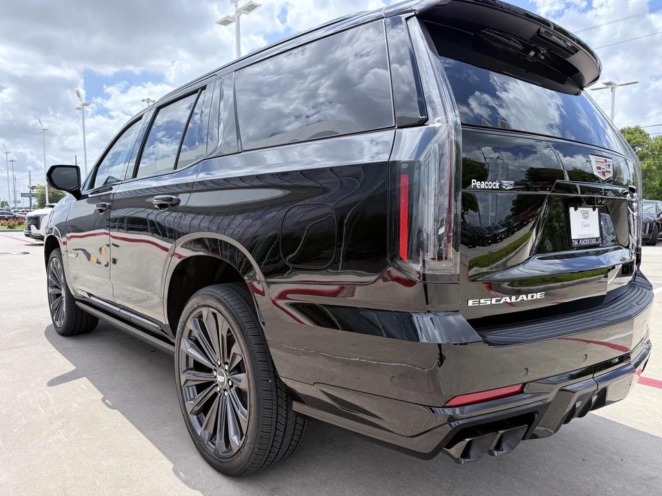 2026 Cadillac Escalade-V 5th Gen - Image 9 of 21
