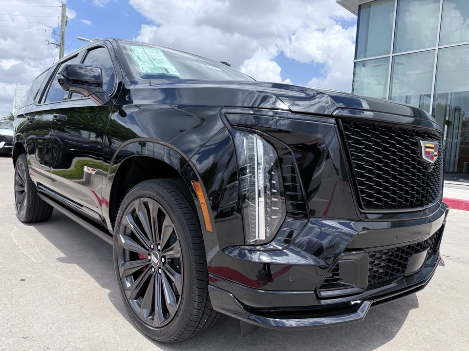 2026 Cadillac Escalade-V 5th Gen - Image 4 of 21