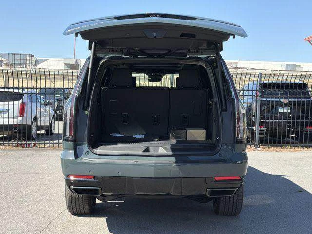 2026 Cadillac Escalade 5th Gen - Image 7 of 7