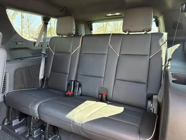 2026 Cadillac Escalade 5th Gen - Image 6 of 7