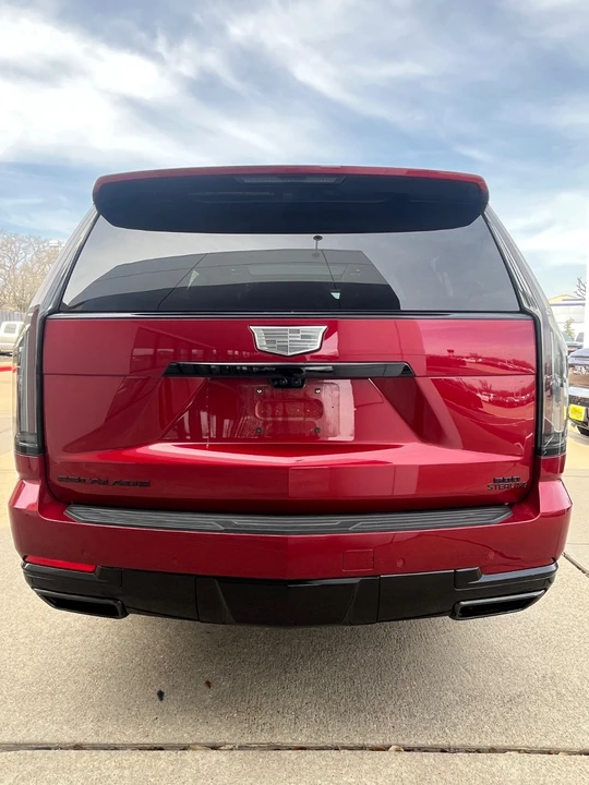 2026 Cadillac Escalade 5th Gen - Image 7 of 20