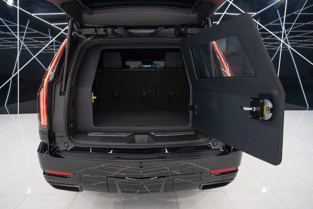 2026 Cadillac Escalade 5th Gen - Image 21 of 21