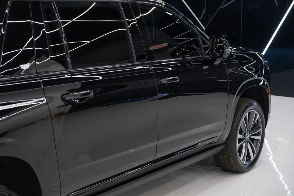 2026 Cadillac Escalade 5th Gen - Image 12 of 21