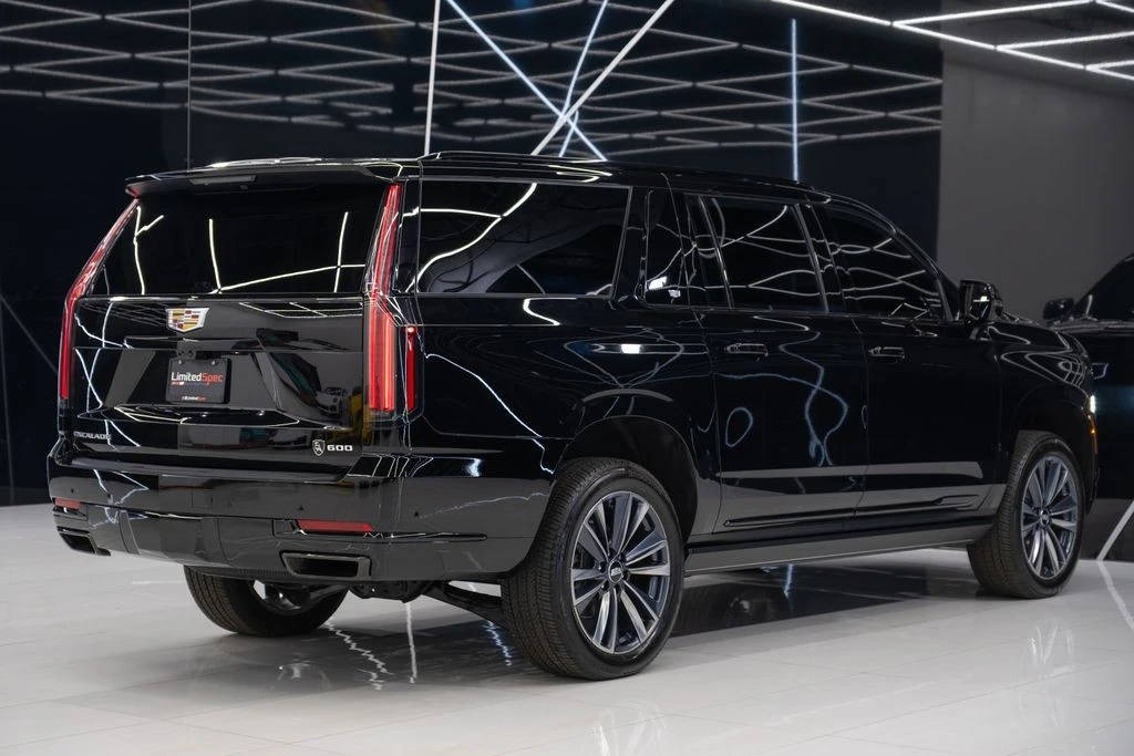 2026 Cadillac Escalade 5th Gen - Image 16 of 21