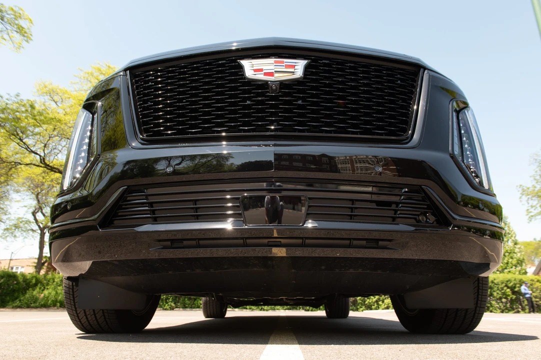 2026 Cadillac Escalade 5th Gen - Image 30 of 31