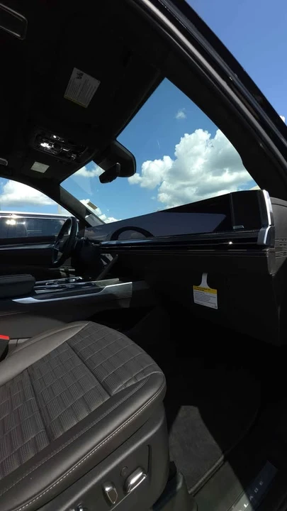 2026 Cadillac Escalade-V 5th Gen - Image 5 of 7