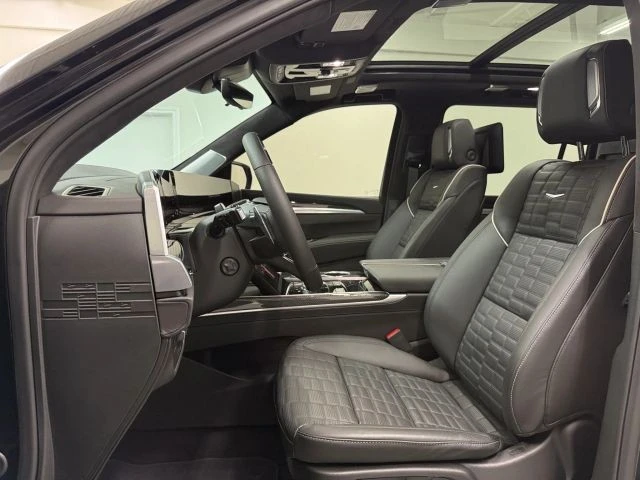 2026 Cadillac Escalade-V 5th Gen - Image 12 of 21