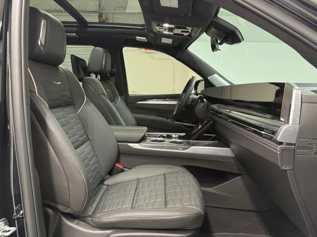 2026 Cadillac Escalade-V 5th Gen - Image 13 of 21