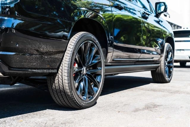2026 Cadillac Escalade-V 5th Gen - Image 7 of 21