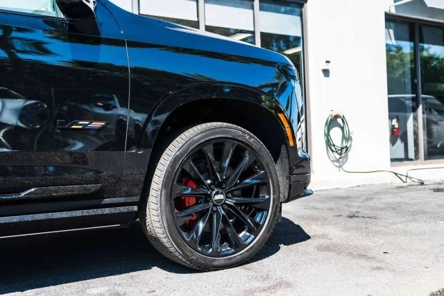 2026 Cadillac Escalade-V 5th Gen - Image 6 of 21