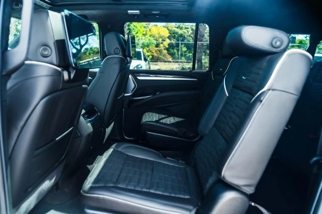 2026 Cadillac Escalade-V 5th Gen - Image 20 of 21