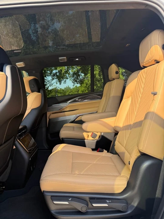 2026 Cadillac Escalade 5th Gen - Image 10 of 11