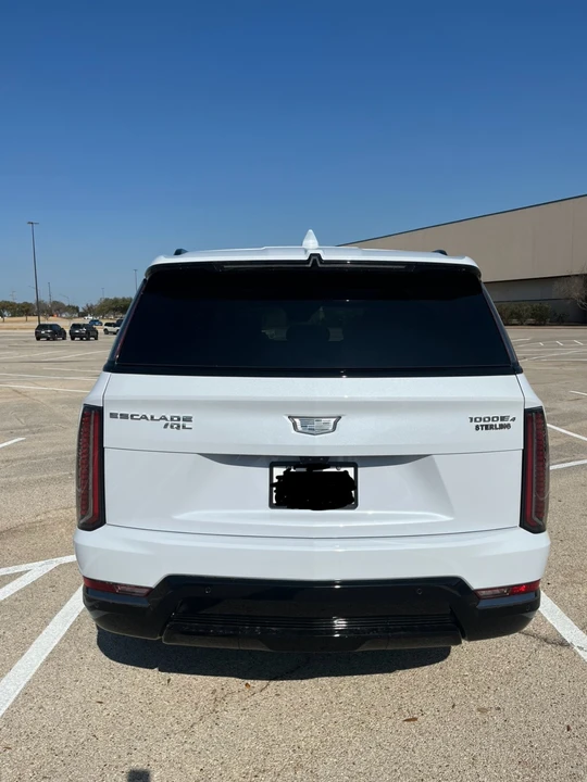 2026 Cadillac Escalade 5th Gen - Image 5 of 15