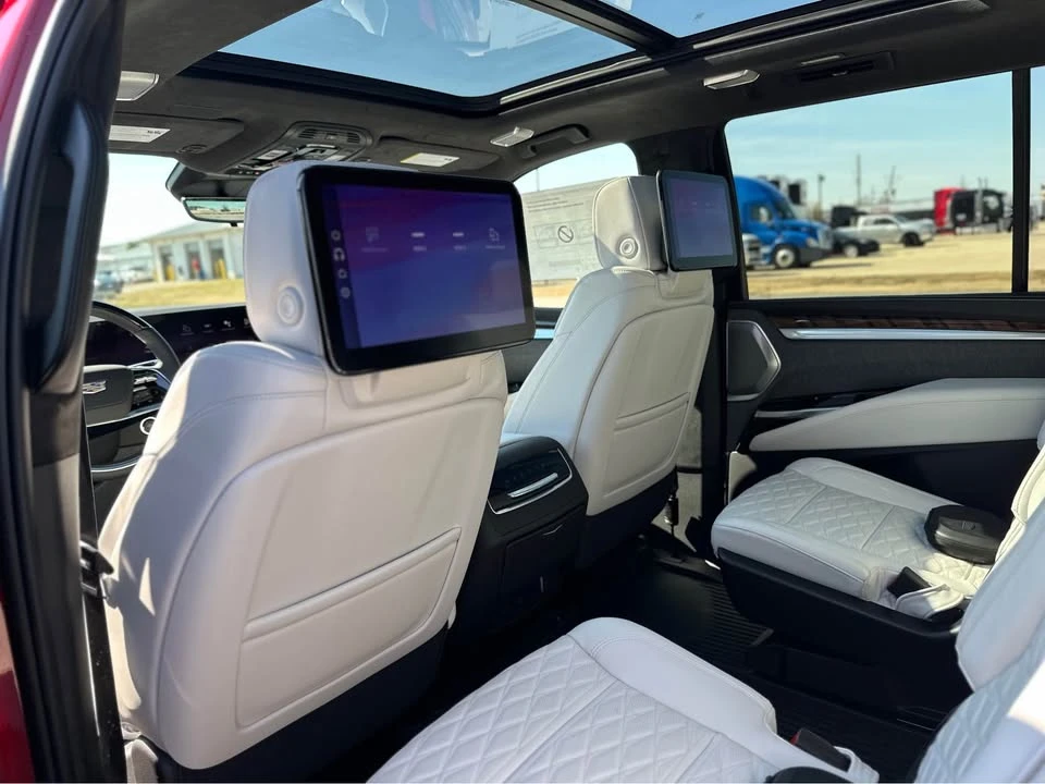 2026 Cadillac Escalade 5th Gen - Image 7 of 14