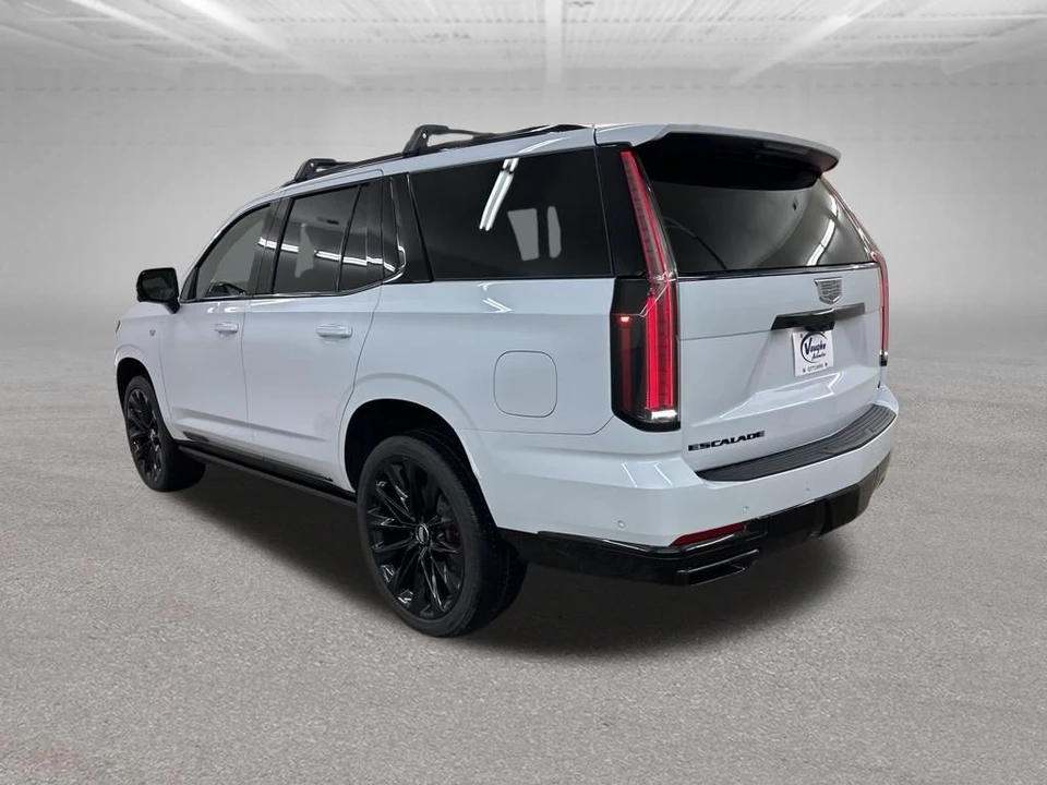 2026 Cadillac Escalade 5th Gen - Image 7 of 12