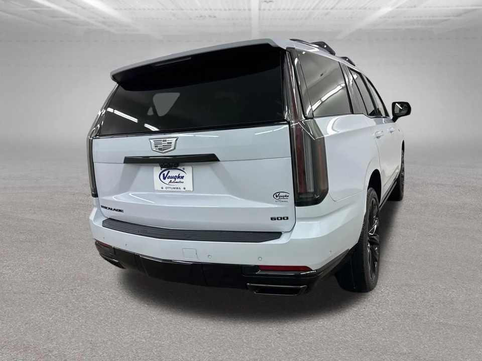 2026 Cadillac Escalade 5th Gen - Image 10 of 12