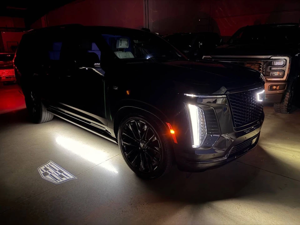 2026 Cadillac Escalade 5th Gen - Image 4 of 12