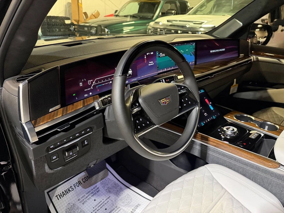 2026 Cadillac Escalade 5th Gen - Image 10 of 12