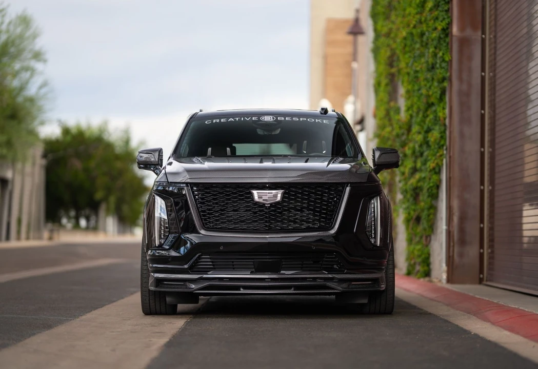2026 Cadillac Escalade 5th Gen - Image 11 of 12