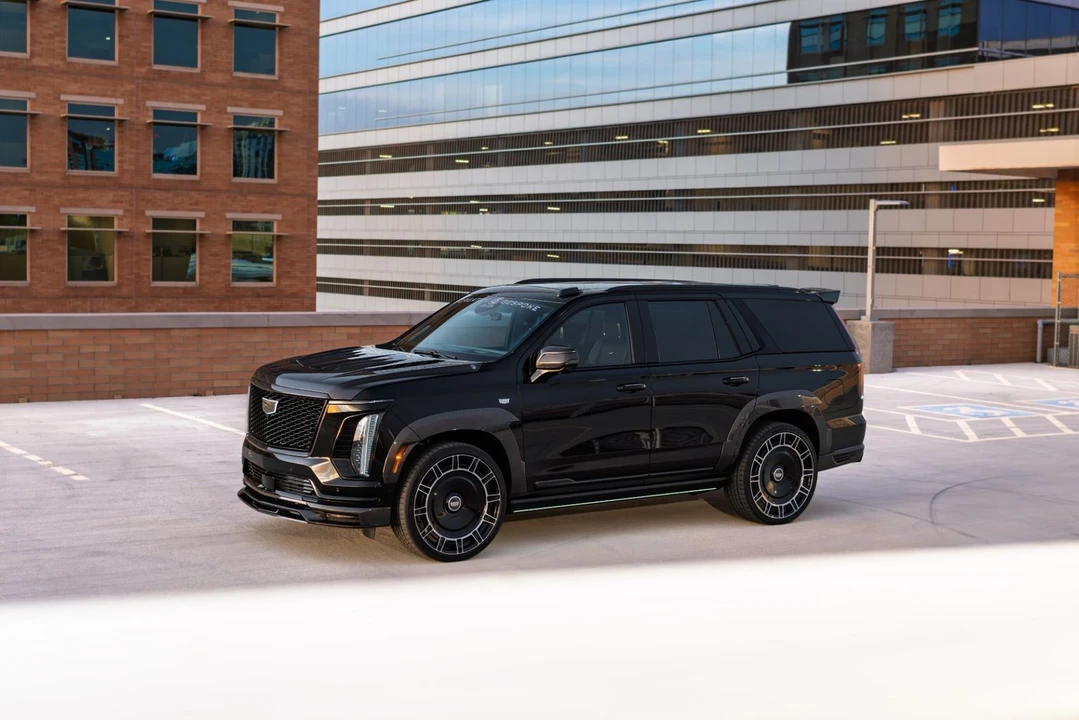 2026 Cadillac Escalade 5th Gen - Image 10 of 12