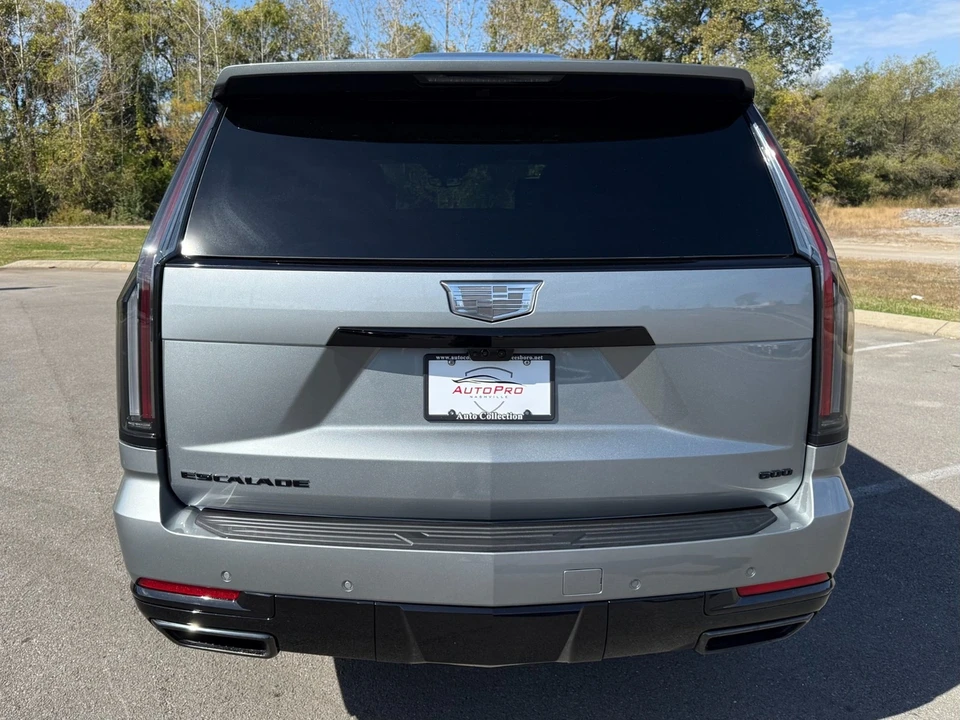 2026 Cadillac Escalade 5th Gen - Image 6 of 21