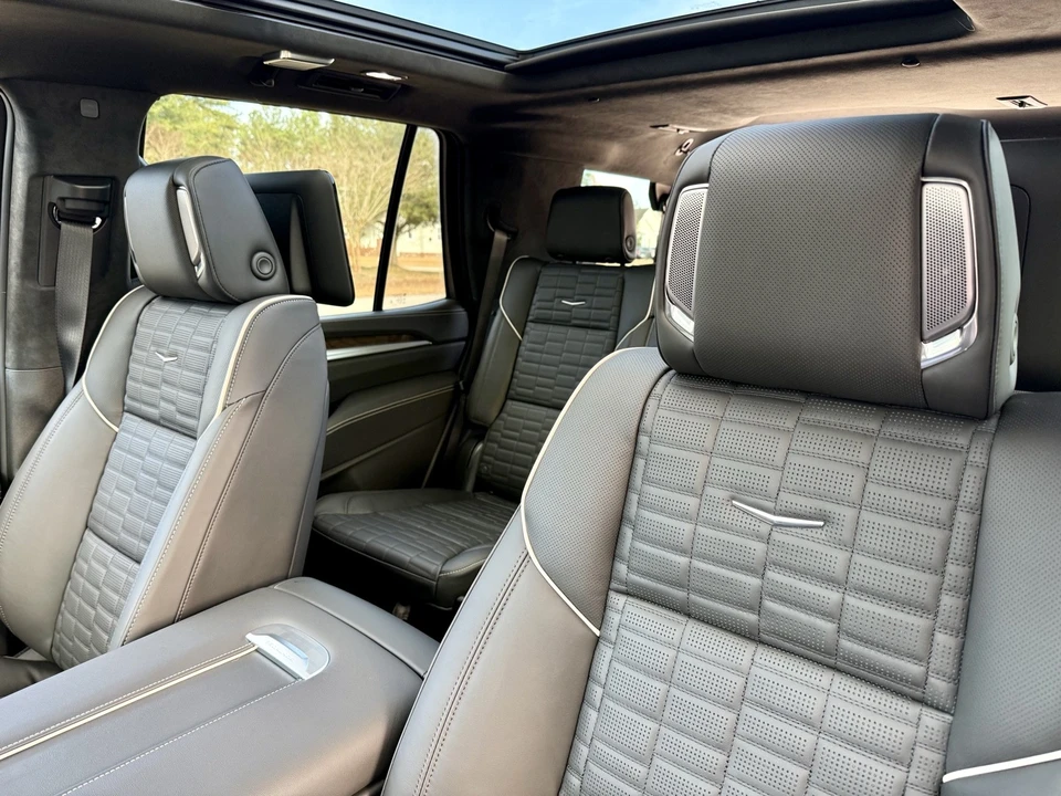 2026 Cadillac Escalade 5th Gen - Image 20 of 21
