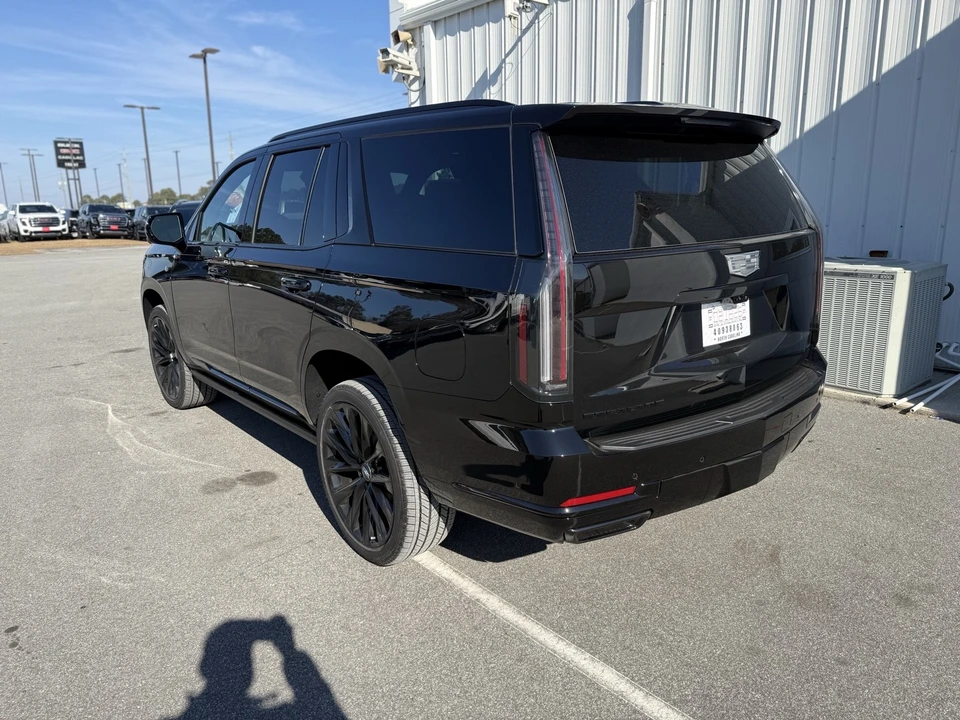 2026 Cadillac Escalade 5th Gen - Image 11 of 21