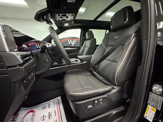2026 Cadillac Escalade 5th Gen - Image 17 of 20