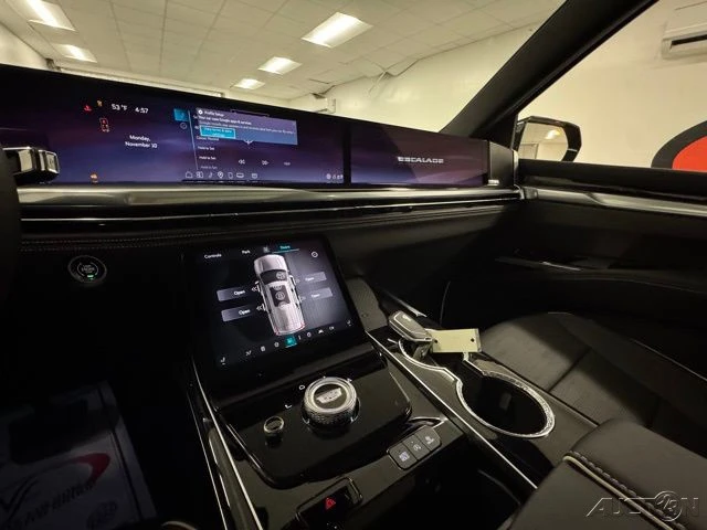 2026 Cadillac Escalade 5th Gen - Image 18 of 20