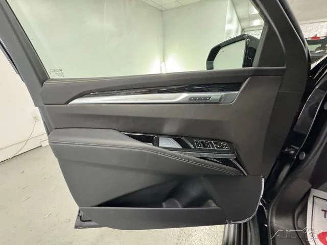 2026 Cadillac Escalade 5th Gen - Image 15 of 20