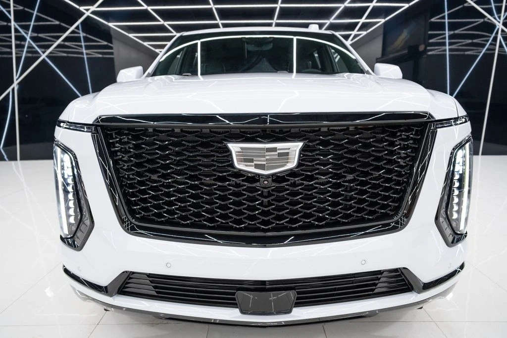 2026 Cadillac Escalade 5th Gen - Image 7 of 21